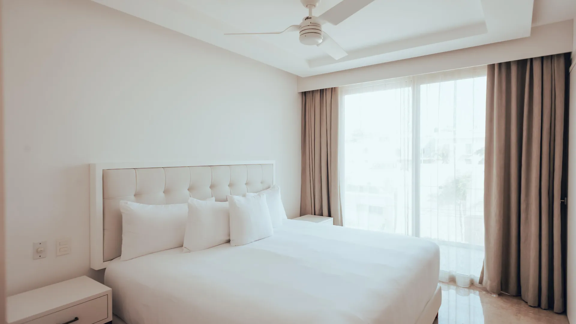 ****  Antera Hotel & Residences Плая-дель-Кармен Мексика