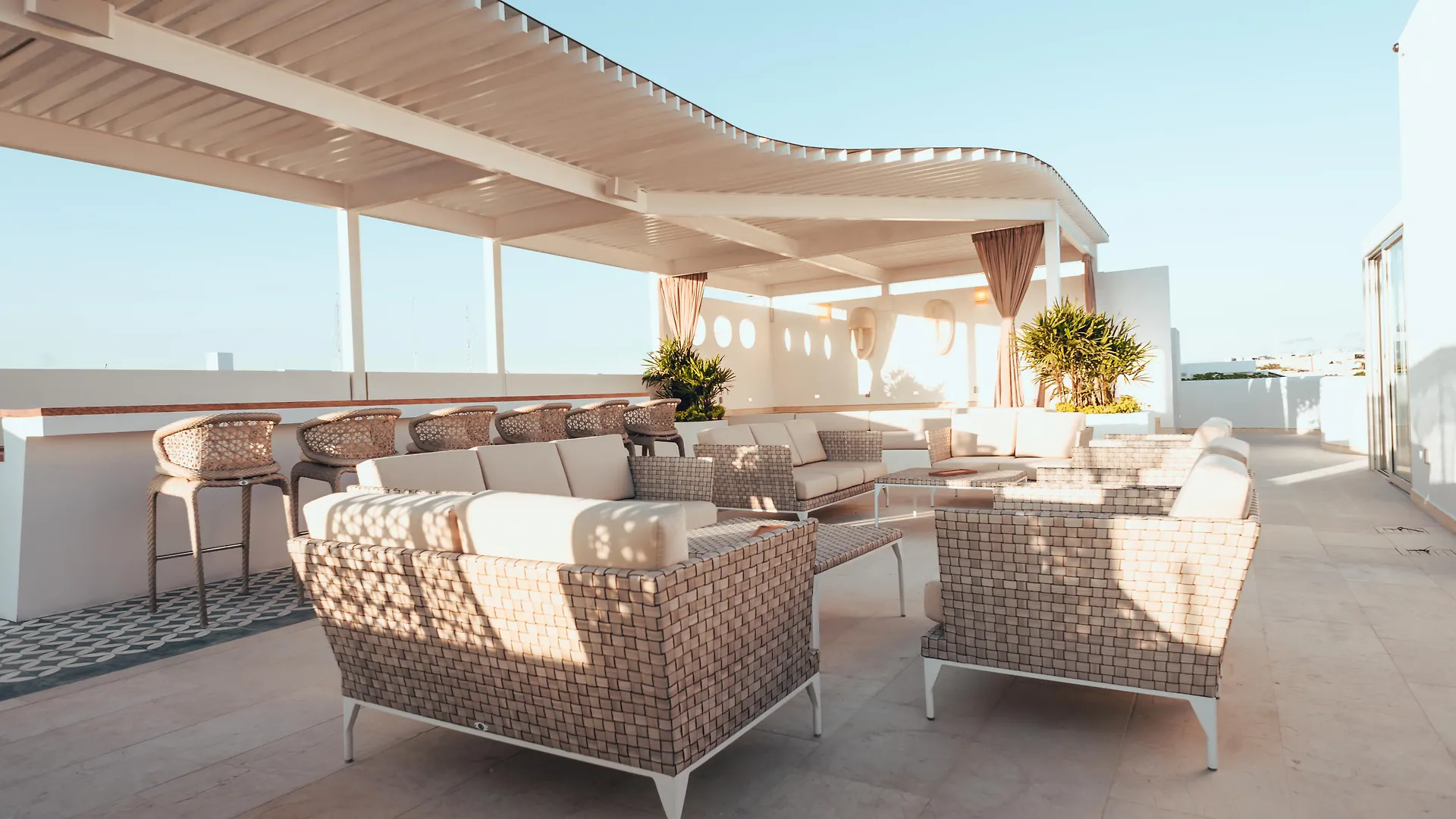 Antera Hotel & Residences Плая-дель-Кармен 4*,
