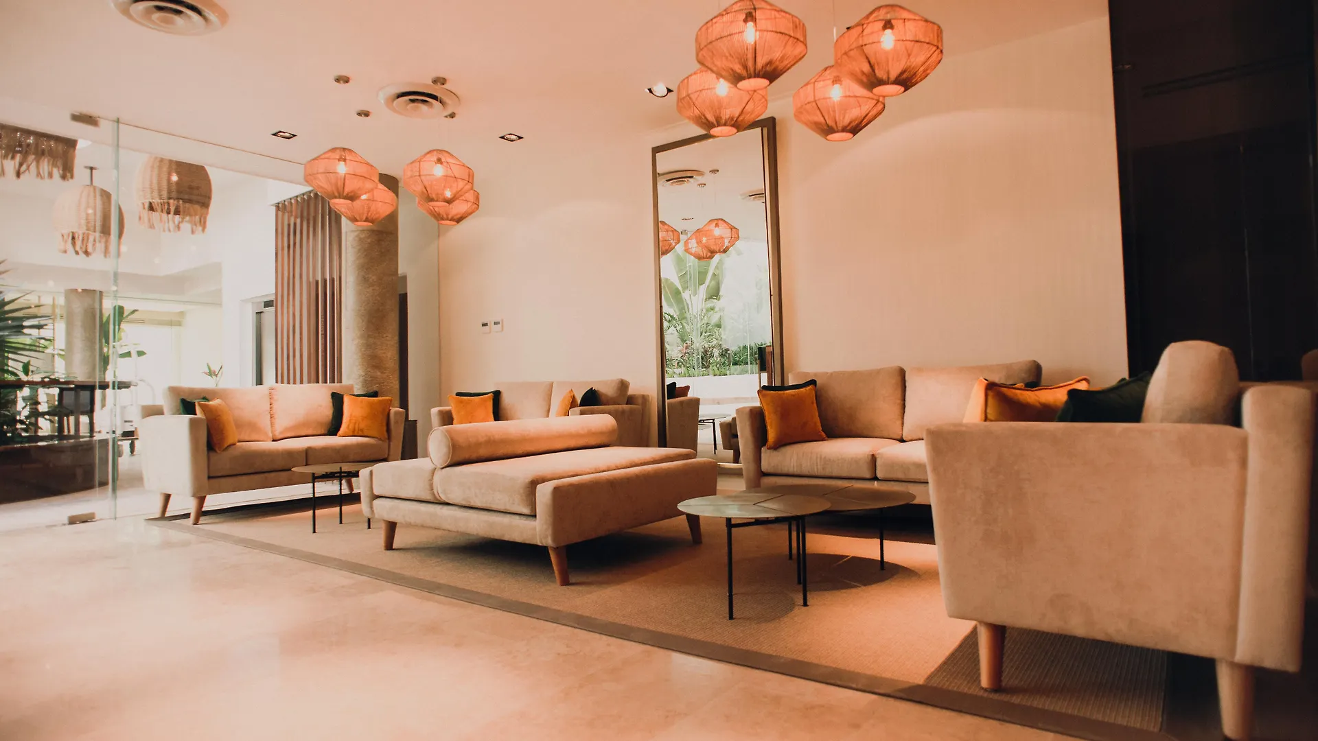 Antera Hotel & Residences Плая-дель-Кармен