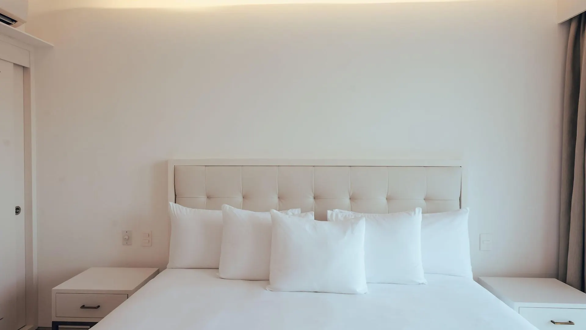 ****  Antera Hotel & Residences Playa del Carmen Mexiko