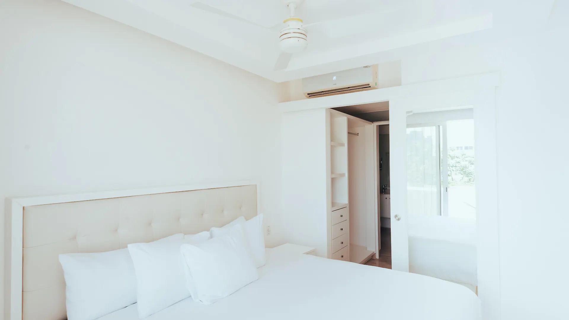 Antera Hotel & Residences Playa del Carmen