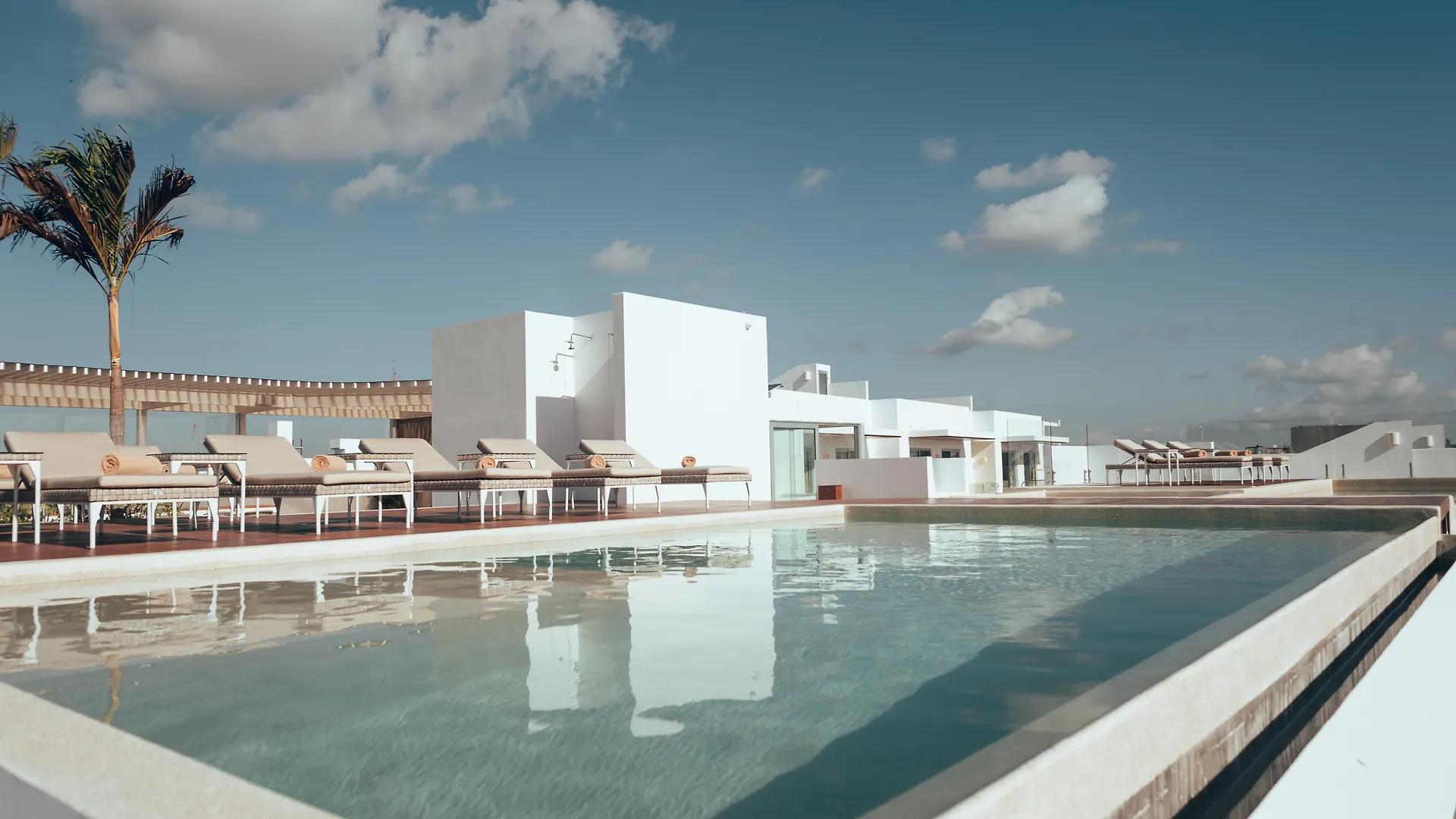 Antera Hotel & Residences Playa del Carmen