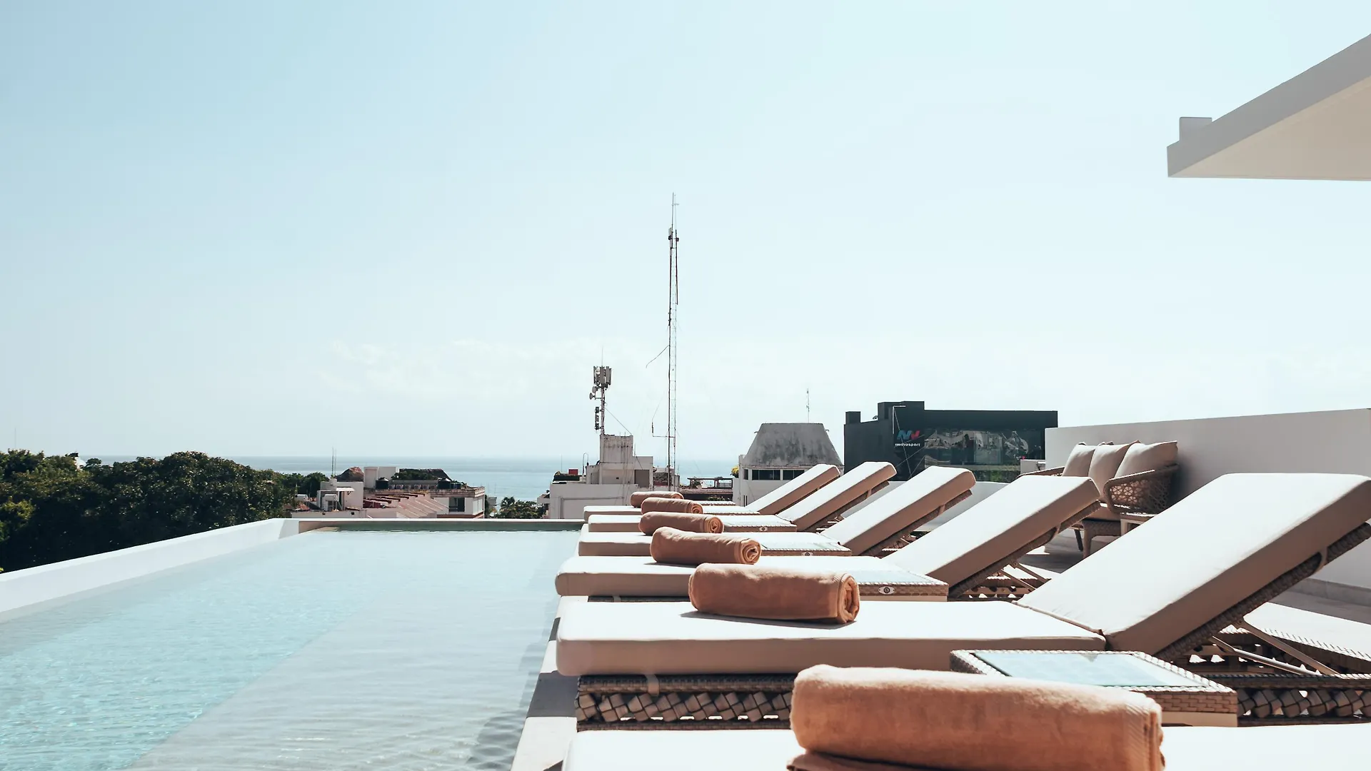 Antera Hotel & Residences Playa del Carmen