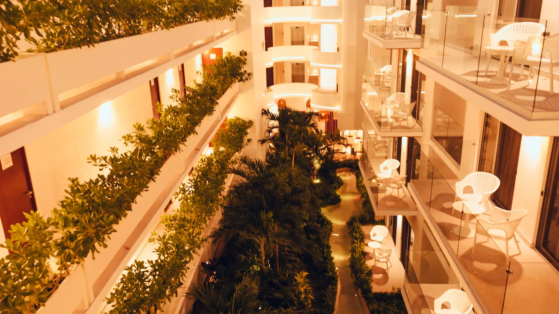 Antera Hotel & Residences Playa del Carmen